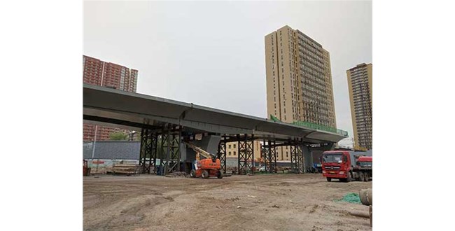 山西鋼結(jié)構(gòu)廠房屋面板搭接處理的方式有幾種？